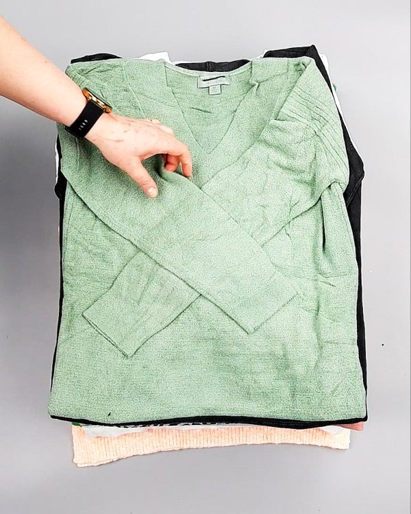 Фотография  823 - Джемпера легкие СТОК CAN 084#7 кг, ЛОТ №7635 оптом в Иркутске и Иркутской области