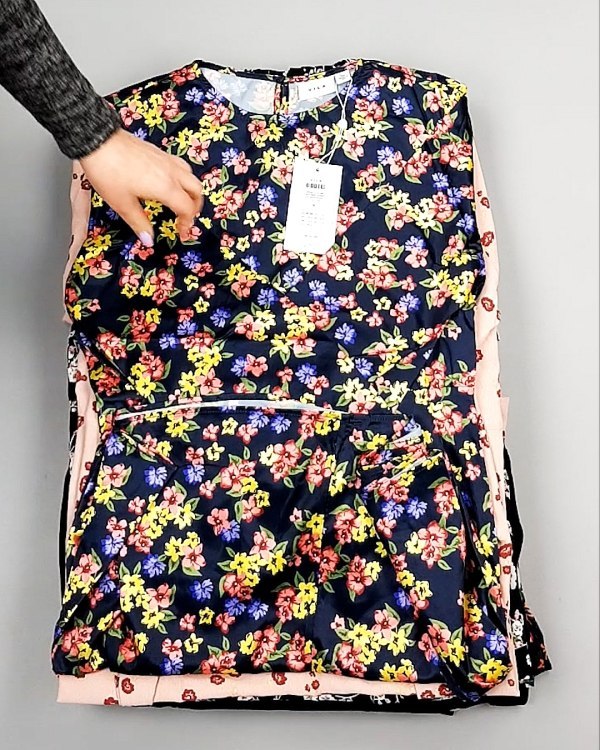 Фотография  670 - Платья VILA Summer 104#5 кг, ЛОТ №7833 оптом в Иркутске и Иркутской области