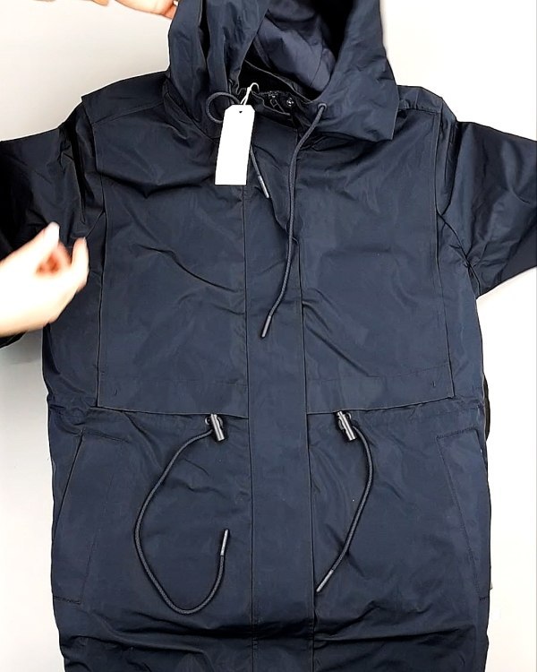 Фотография  967 - Верхняя одежда весна TOM TAILOR 124#7,8 кг, ЛОТ №7581 оптом в Иркутске и Иркутской области