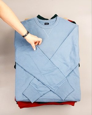 Фотография  707 - SWEATSHIRT CAN 084#10 кг, ЛОТ №7619 оптом в Иркутске и Иркутской области