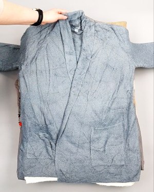 Фотография  359 - Кардиганы СТОК CAN 084#7 кг, ЛОТ №7673 оптом в Иркутске и Иркутской области