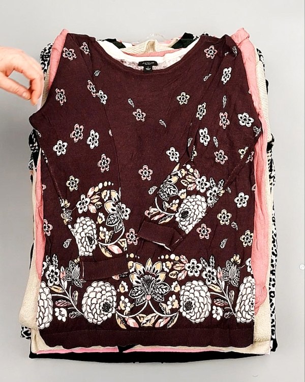 Фотография  187 - Джемпера легкие СТОК CAN 084#7 кг, ЛОТ №7632 оптом в Иркутске и Иркутской области