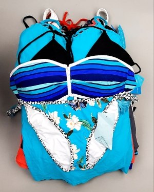 Фотография  359 - Купальники СТОК CAN 124#5 кг, ЛОТ №7690 оптом в Иркутске и Иркутской области