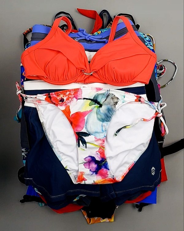 Фотография  916 - Купальники СТОК CAN 124#5 кг, ЛОТ №7686 оптом в Иркутске и Иркутской области