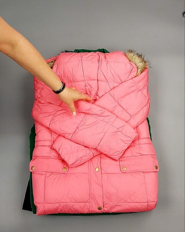 Фотография  903 - Верхняя одежда AMAZON жен 015#10 кг, ЛОТ №7712 оптом в Иркутске и Иркутской области