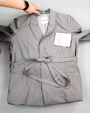 Фотография  187 - Кардиганы СТОК CAN 084#7 кг, ЛОТ №7673 оптом в Иркутске и Иркутской области