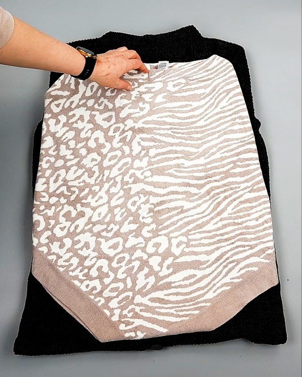 Фотография  292 - Джемпера СТОК CAN 084#7 кг, ЛОТ №7648 оптом в Иркутске и Иркутской области