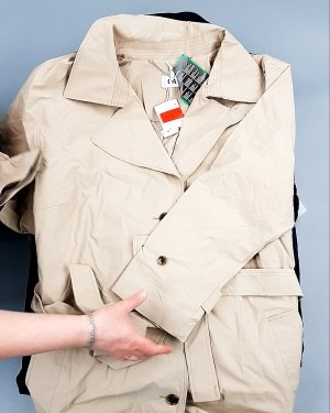 Купить Ветровки м/ж C&A 025#10 кг, ЛОТ №7865 оптом в Иркутске и Иркутской области