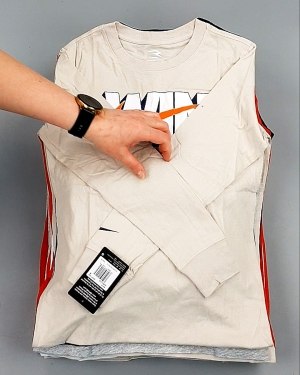 Фотография  821 - Тонковки детские NIKE CAN 084#5 кг, ЛОТ №7971 оптом в Иркутске и Иркутской области