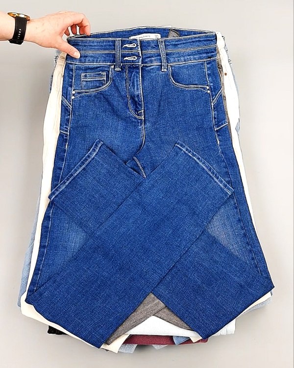 Фотография  634 - Джинсы NEXT Women#10 кг, ЛОТ №8034 оптом в Иркутске и Иркутской области