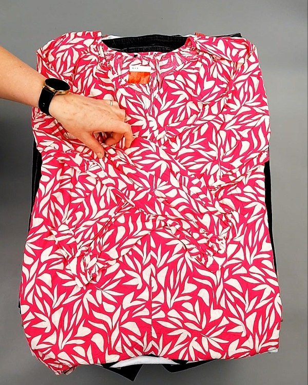 Фотография  935 - C&A Spring, Summer mix 025#20 кг, ЛОТ №7861 оптом в Иркутске и Иркутской области