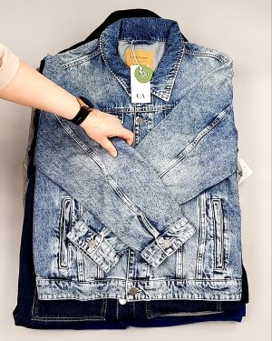 Фотография  561 - Ветровки м/ж C&A 025#10 кг, ЛОТ №7865 оптом в Иркутске и Иркутской области