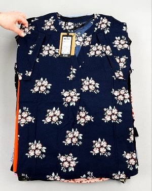 Фотография  252 - Блузки Bestseller 44#5 кг оптом в Иркутске и Иркутской области