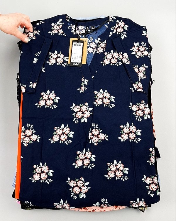 Фотография  302 - Блузки Bestseller 44#5 кг оптом в Иркутске и Иркутской области