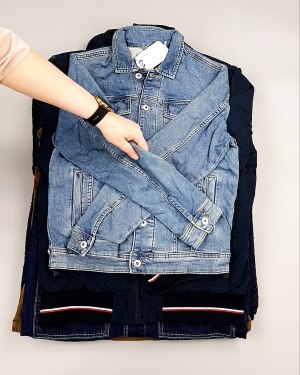 Фотография  498 - Ветровки м/ж C&A 025#10 кг, ЛОТ №7863 оптом в Иркутске и Иркутской области