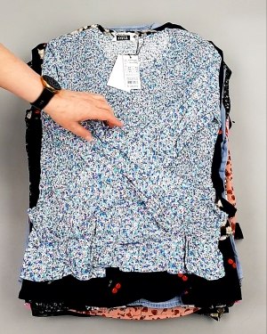 Фотография  464 - Блузки Bestseller 44#5 кг оптом в Иркутске и Иркутской области