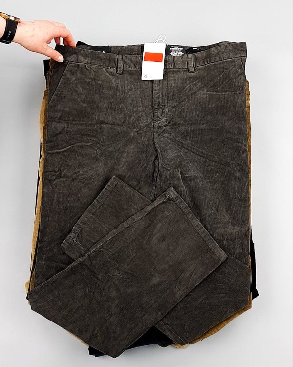 Фотография  393 - Брюки вельветовые м/ж C&A 025#10 кг, ЛОТ №7902 оптом в Иркутске и Иркутской области