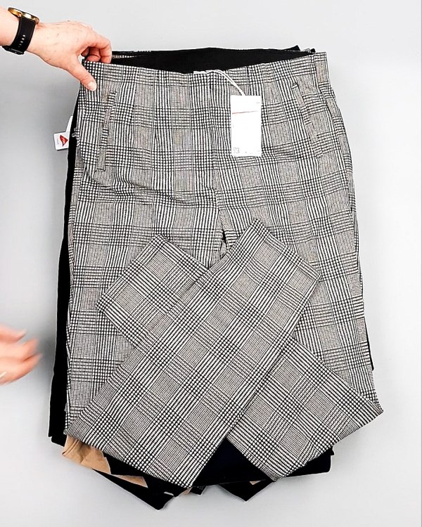 Фотография  280 - Брюки женские лето C&A 025#10 кг оптом в Иркутске и Иркутской области