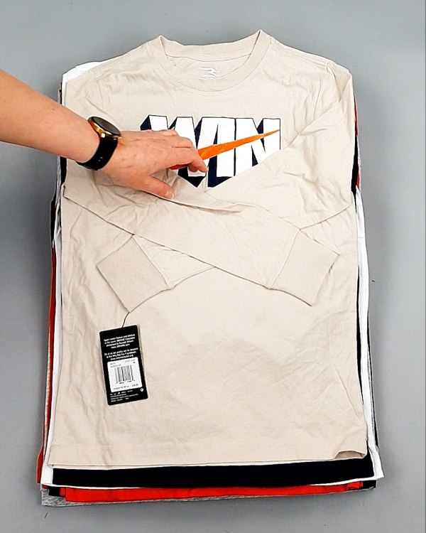 Фотография  141 - Тонковки детские NIKE CAN 084#5 кг, ЛОТ №7968 оптом в Иркутске и Иркутской области