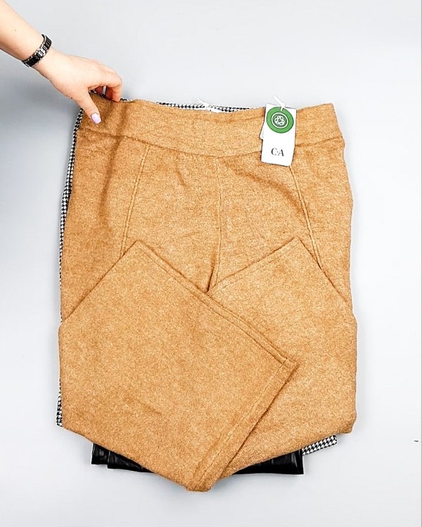 Фотография  465 - Брюки женские зима C&A 025#10 кг, ЛОТ №7908 оптом в Иркутске и Иркутской области