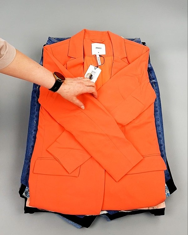 Фотография  342 - ДАНИЯ Summer mix 24#15 кг, ЛОТ №8044 оптом в Иркутске и Иркутской области