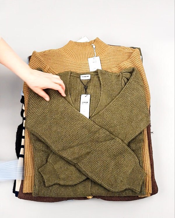 Фотография  323 - Джемпера Bestseller+DK 035#7 кг, ЛОТ №8258 оптом в Иркутске и Иркутской области