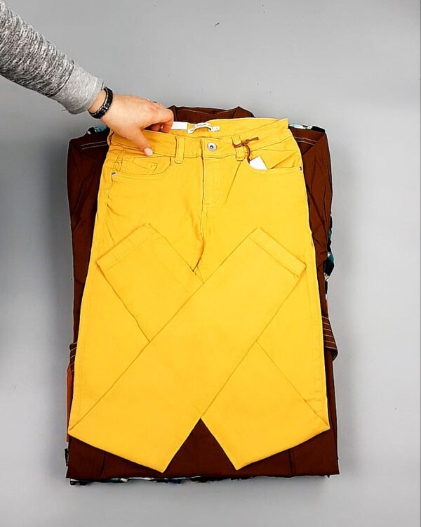 Фотография  966 - B.YOUNG Summer mix 035#15 кг, ЛОТ №8204 оптом в Иркутске и Иркутской области