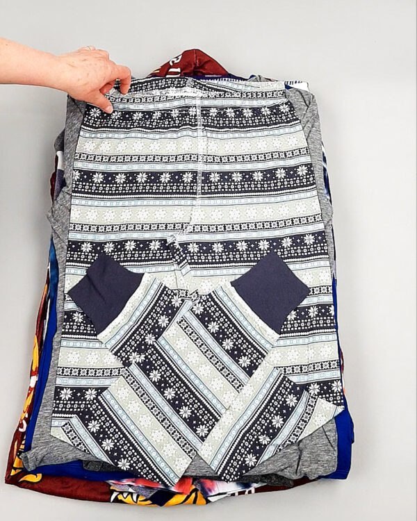 Фотография  704 - Пижамы СТОК CAN 084#10 кг, ЛОТ №8328 оптом в Иркутске и Иркутской области