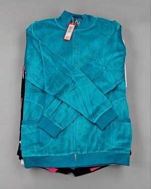 Купить Спортивные костюмы  AD83#4 шт, ЛОТ №8637 оптом в Иркутске и Иркутской области