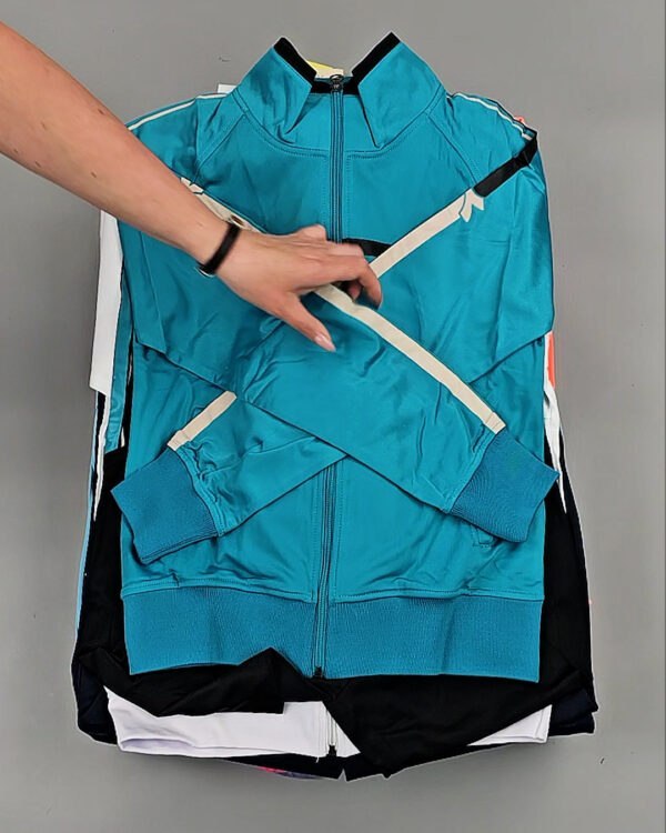 Фотография  642 - Спортивные костюмы  AD83#10 шт, ЛОТ №8640 оптом в Иркутске и Иркутской области