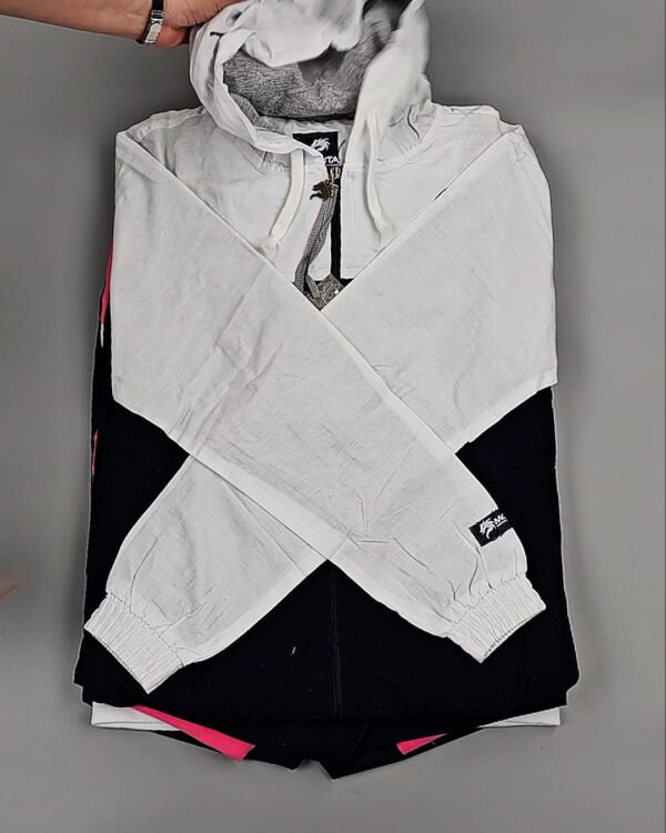 Фотография  156 - Спортивные костюмы  AD83#4 шт, ЛОТ №8637 оптом в Иркутске и Иркутской области