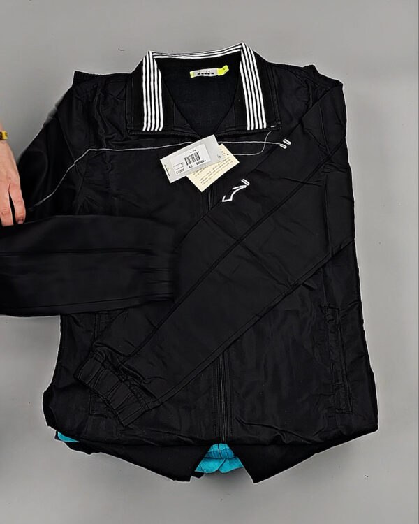 Фотография  539 - Спортивные костюмы  AD83#10 шт, ЛОТ №8641 оптом в Иркутске и Иркутской области