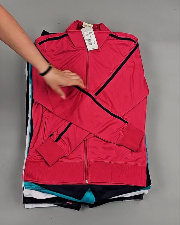 Фотография  672 - Спортивные костюмы  AD83#10 шт, ЛОТ №8639 оптом в Иркутске и Иркутской области