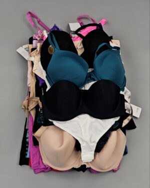 Купить Купальники Nordstrom 124#2,8 кг, ЛОТ №8490 оптом в Иркутске и Иркутской области