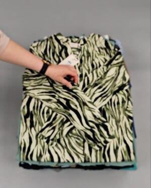 Фотография  388 - ONLY Summer mix 045#15 кг, ЛОТ №8514 оптом в Иркутске и Иркутской области