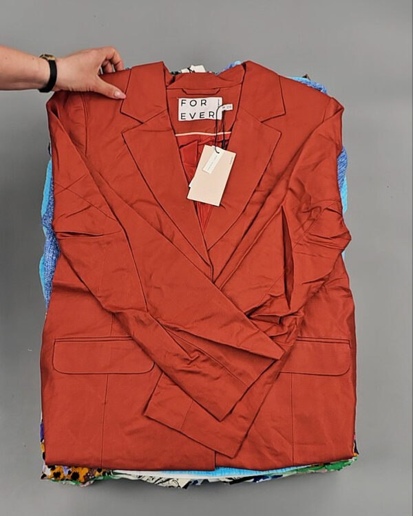 Фотография  371 - B.YOUNG Summer mix 045#15 кг, ЛОТ №8567 оптом в Иркутске и Иркутской области