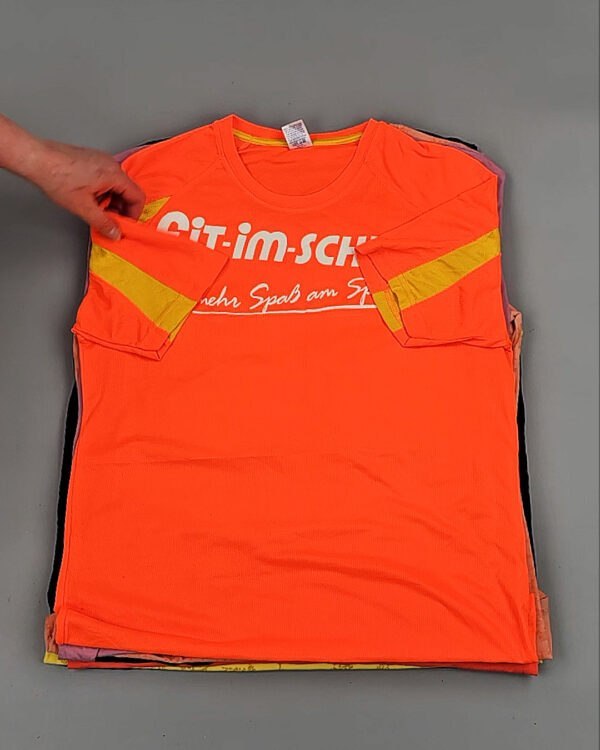 Фотография  915 - Футболки м/ж Cr+Ex#8,3 кг, ЛОТ № ВК0102 оптом в Иркутске и Иркутской области