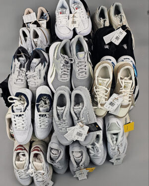 Купить Кроссовки Reebok#23 шт, ЛОТ №8897 оптом в Иркутске и Иркутской области