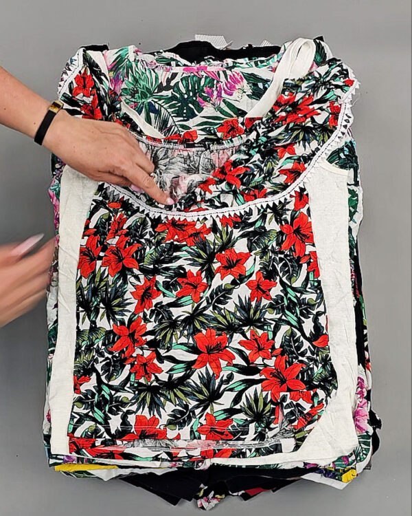 Фотография  677 - CALZEDONIA лето mix#50 шт, ЛОТ №8816 оптом в Иркутске и Иркутской области