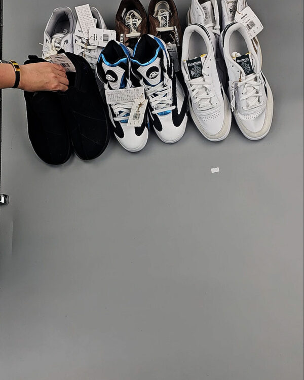 Фотография  203 - Кроссовки Reebok#23 шт, ЛОТ №8896 оптом в Иркутске и Иркутской области