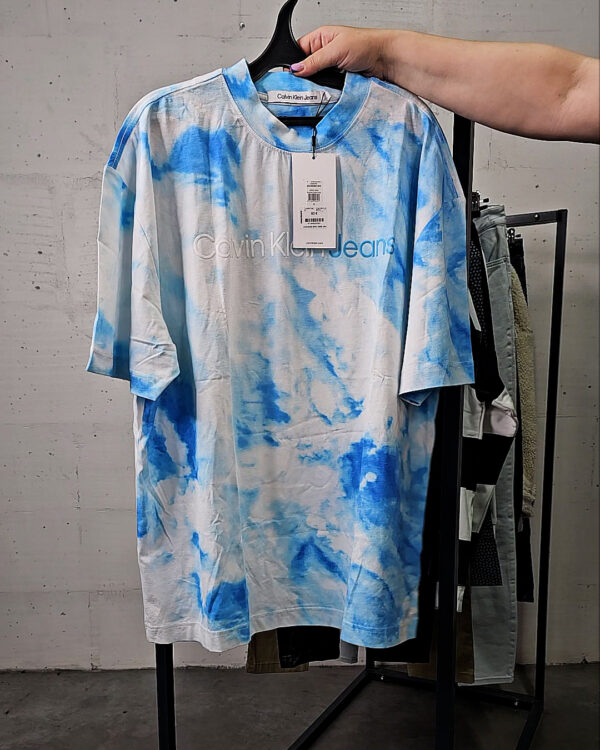 Фотография  123 - LACOSTE, CALVIN KLEIN, TOMMY HILFIGER, GUESS + 075#20 шт, ЛОТ №9072 оптом в Иркутске и Иркутской области