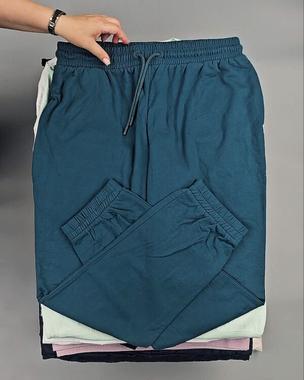 Фотография  808 - TCM Winter 104#15 кг, ЛОТ №9141 оптом в Иркутске и Иркутской области