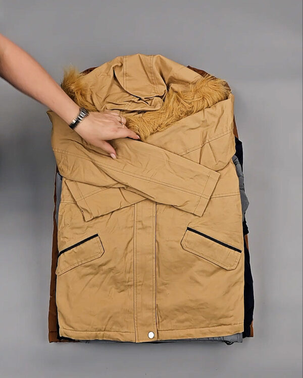 Фотография  615 - Верхняя одежда СТОК дети 065#10 кг, ЛОТ СТ-9342 оптом в Иркутске и Иркутской области