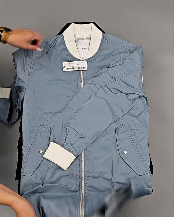 Фотография  779 - Верхняя одежда Корея 085#15 кг, ЛОТ № СТ-9246 оптом в Иркутске и Иркутской области