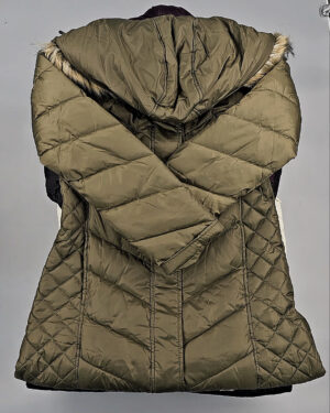 Фотография  937 - Верхняя одежда женская CAN 104#15 кг, ЛОТ СТ-9353 оптом в Иркутске и Иркутской области