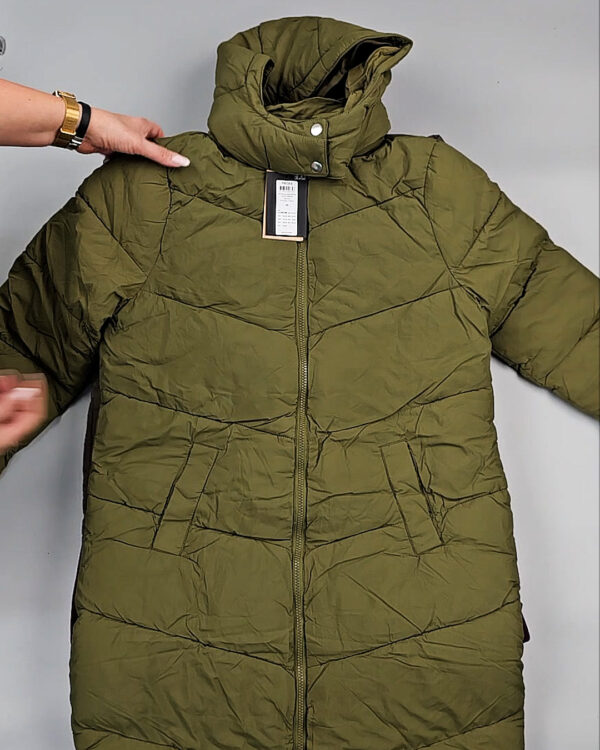 Фотография  522 - Верхняя одежда BESTSELLER Дания 104#10 кг оптом в Иркутске и Иркутской области