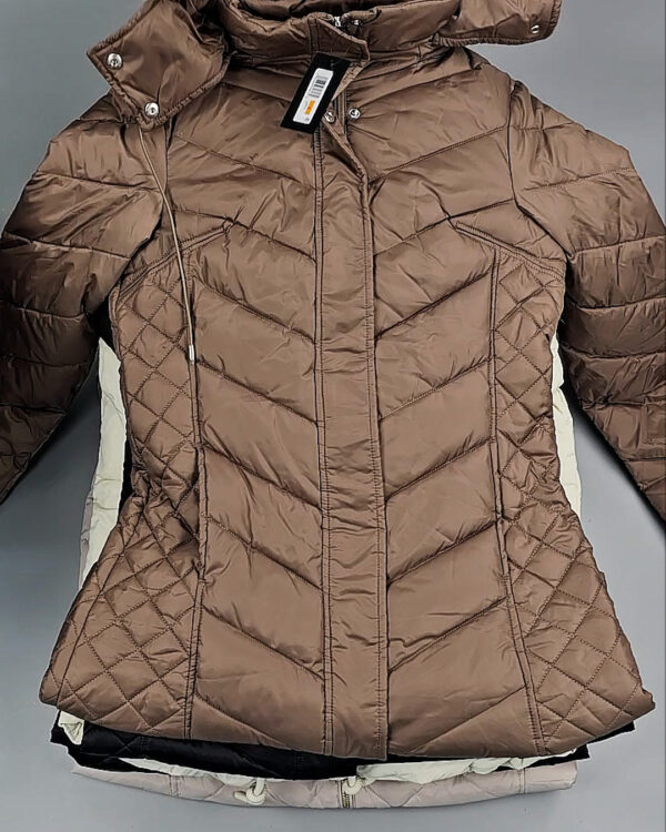 Фотография  400 - Верхняя одежда женская CAN 104#15 кг, ЛОТ СТ-9350 оптом в Иркутске и Иркутской области