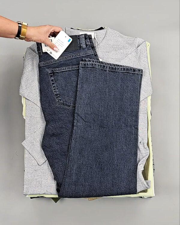 Фотография  825 - CASUAL FRIDAY Summer 075#15,6 кг, ЛОТ № СТ-9273 оптом в Иркутске и Иркутской области