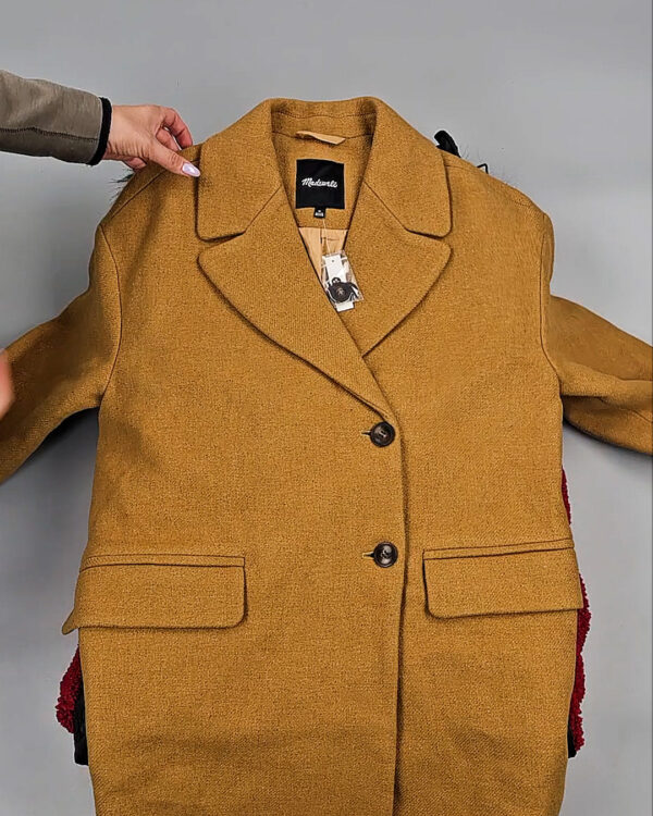 Фотография  791 - Верхняя одежда женская CAN 104#15 кг, ЛОТ СТ-9352 оптом в Иркутске и Иркутской области