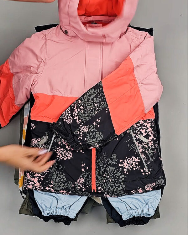 Фотография  135 - Верхняя одежда TCM kids 074#7 кг оптом в Иркутске и Иркутской области